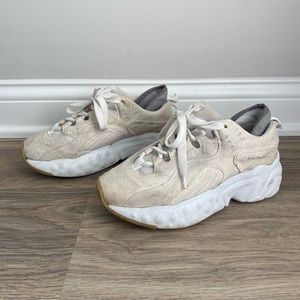 Acne Studios Manhattan Tumbled Sneakers